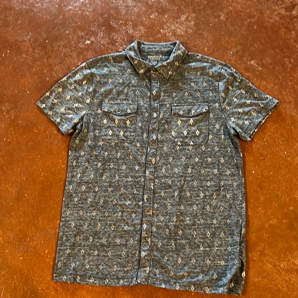 Men’s Banana Republic short sleeve button down